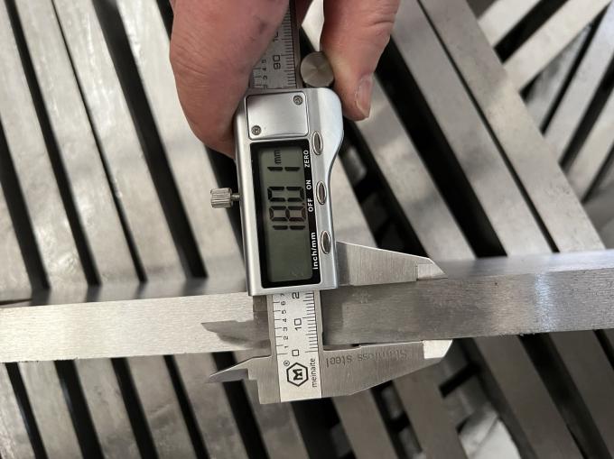 ماشین تراش هیدرولیک سفارشی تیغه های تراش تیغه های فولاد ضد زنگ تیغه های برش چاقو تیغه ماشین تراش فلزی 17